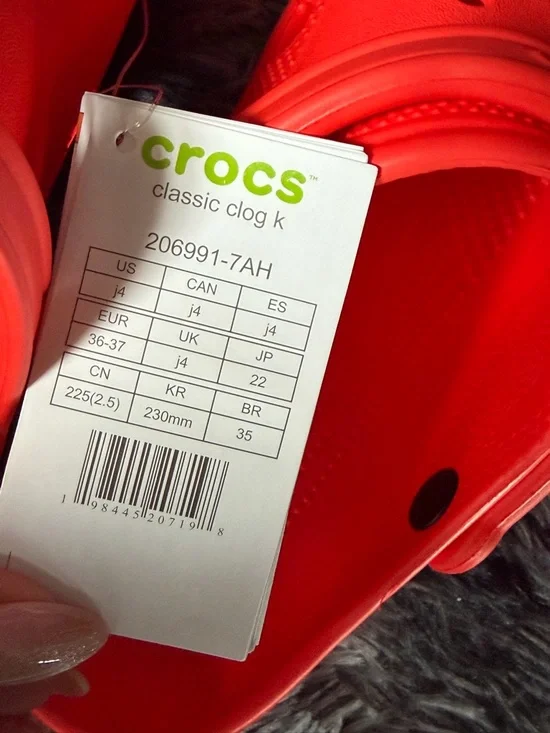 Crocs - Picture 2 of 3